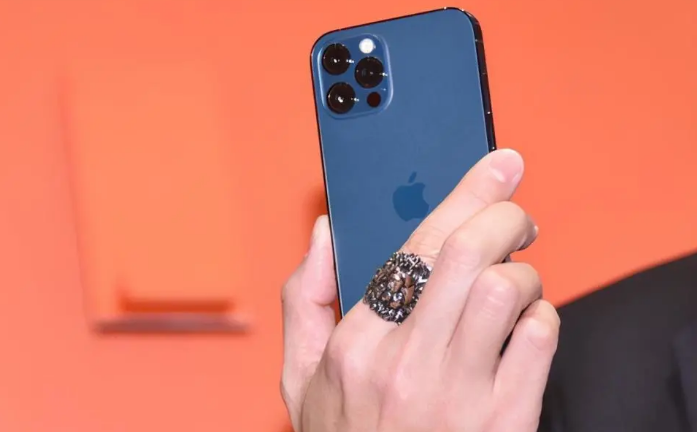 屏山苹果手机维修分享iPhone12系列重启方法教程 